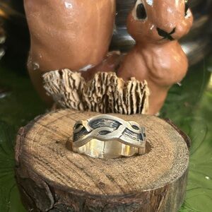 925 Sterling Vintage Fabulous Celtic band ring
